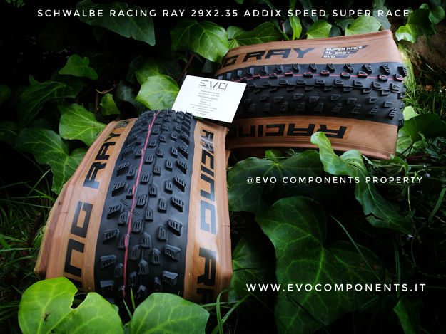 Immagine di Schwalbe Racing Ray 29x2.35 Evo TL-Easy Transparent Skin  Addix Speed Super Race